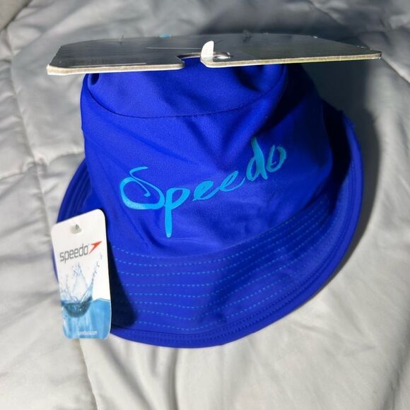 Speedo Blue Bucket Hat NWT SizeS/M - Picture 1 of 4